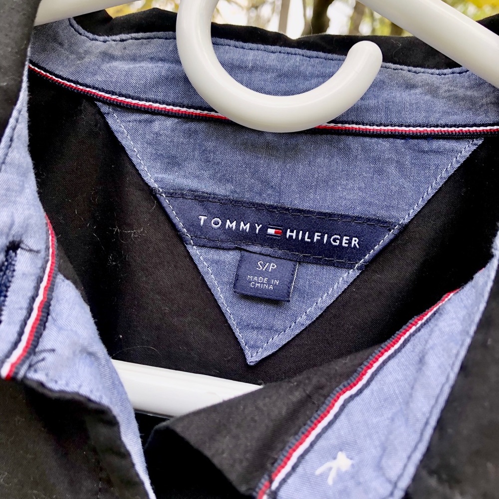 ✨ TOMMY HILFIGER BLOUSE ✨